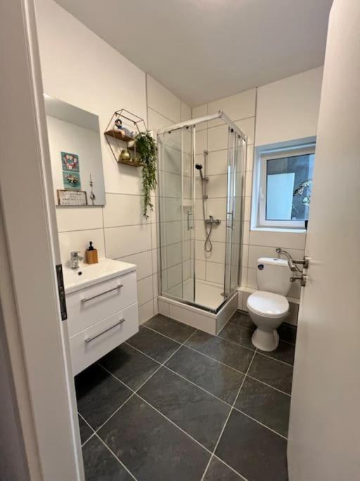 Wohnen Im Zentrum Von In Hubi1 Apartment Krefeld